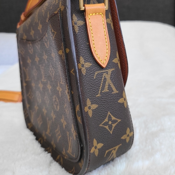 Louis Vuitton St Cloud - Picture 11 of 16